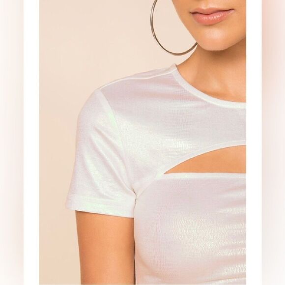 superdown kimber cut out top, revolve top - Picture 2 of 11